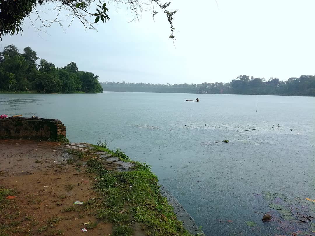 Doloo Lake